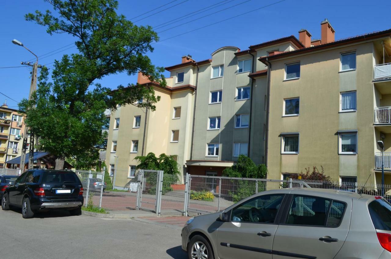 Rainbow Z Prywatnym Parkingiem Apartment Bielsko-Biala Luaran gambar