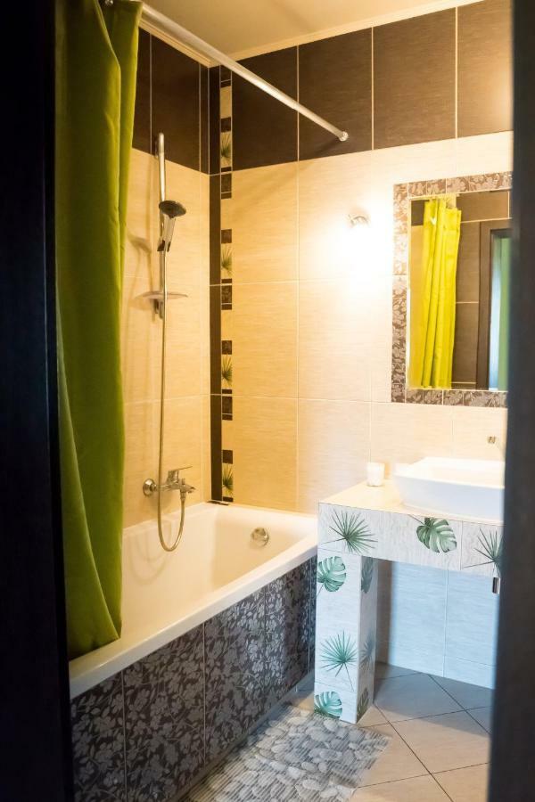 Rainbow Z Prywatnym Parkingiem Apartment Bielsko-Biala Luaran gambar